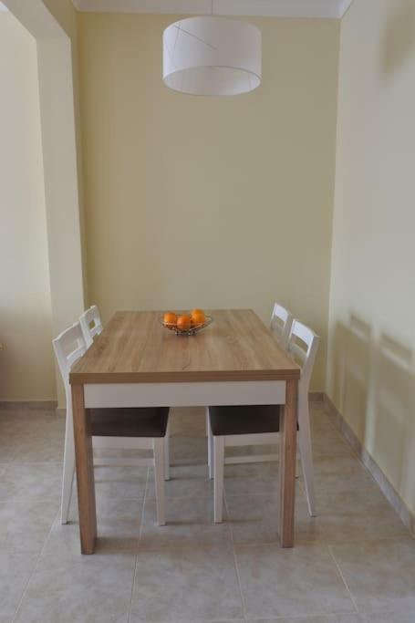 Apartment In The Center Of Carvoeiro With Terrace Bagian luar foto